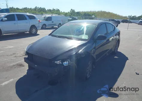 2017 Hyundai Elantra Se z USA, uszkodzony, nr VIN KMHD84LF7HU161737